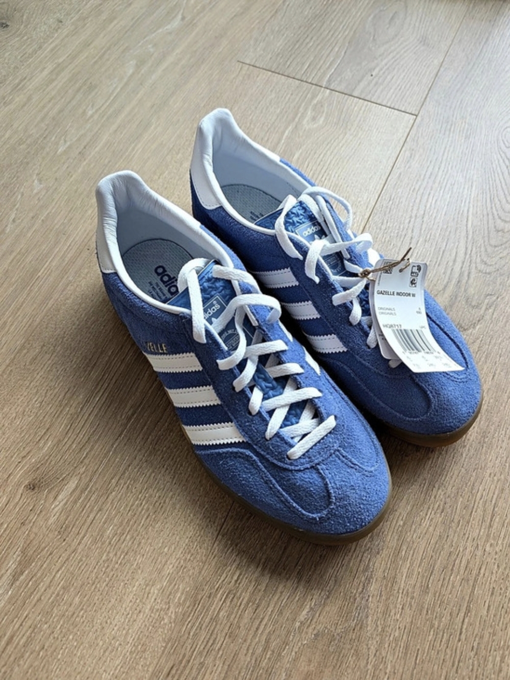 Adidas Gazelle Blue & White Bluebird Sneakers NWT